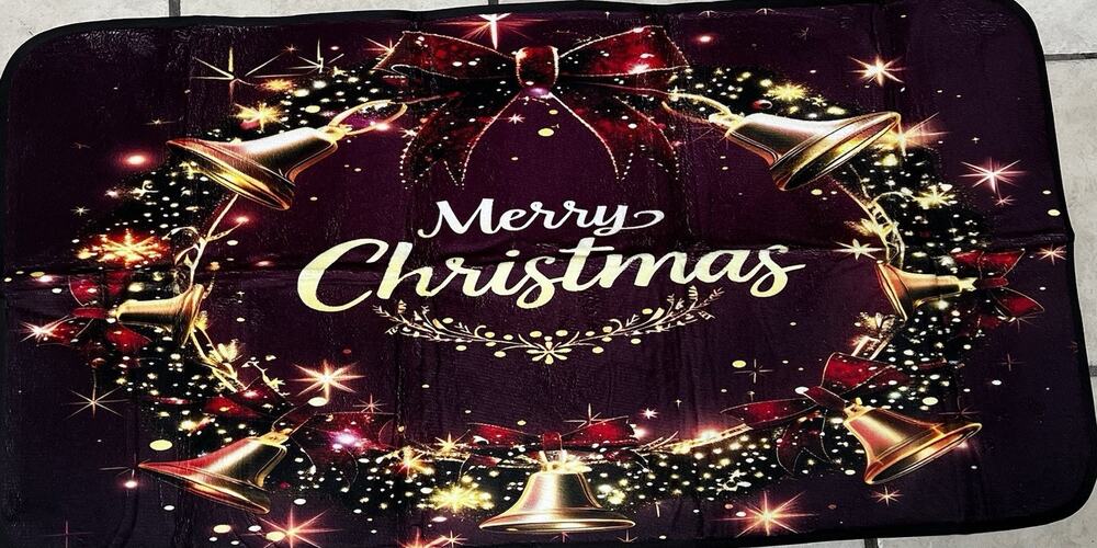 Merry Christmas Doormat Wreath Bells Festive Holiday Rug Anti-Slip Floor Mat Dec